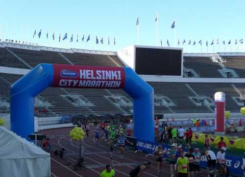 MARATONA DI HELSINKI | 42K,17K 2015